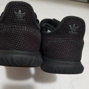 tubular shadow toddler shoes